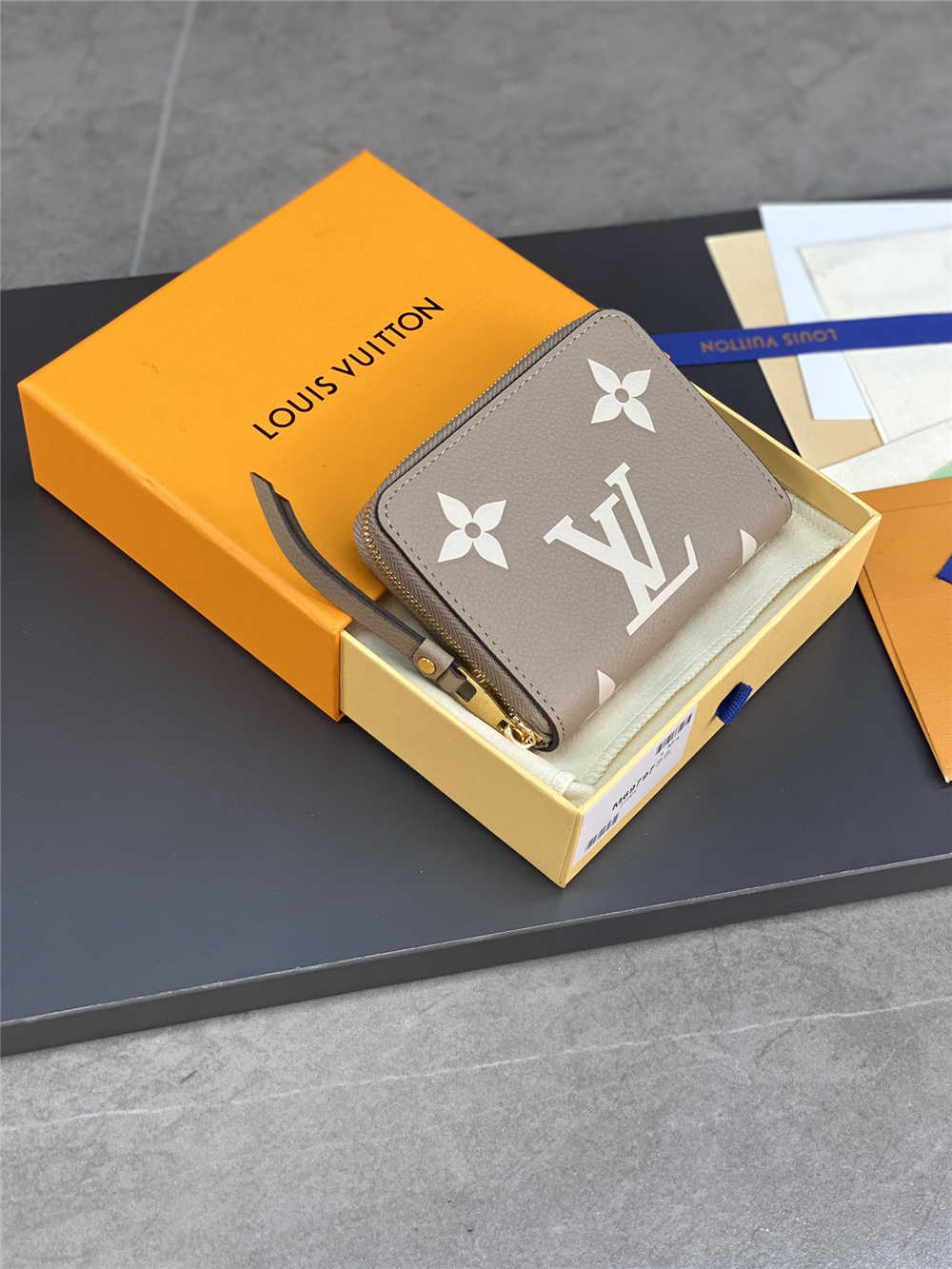 Louis Vuitton wallet M69787  Zippy 2025 new 